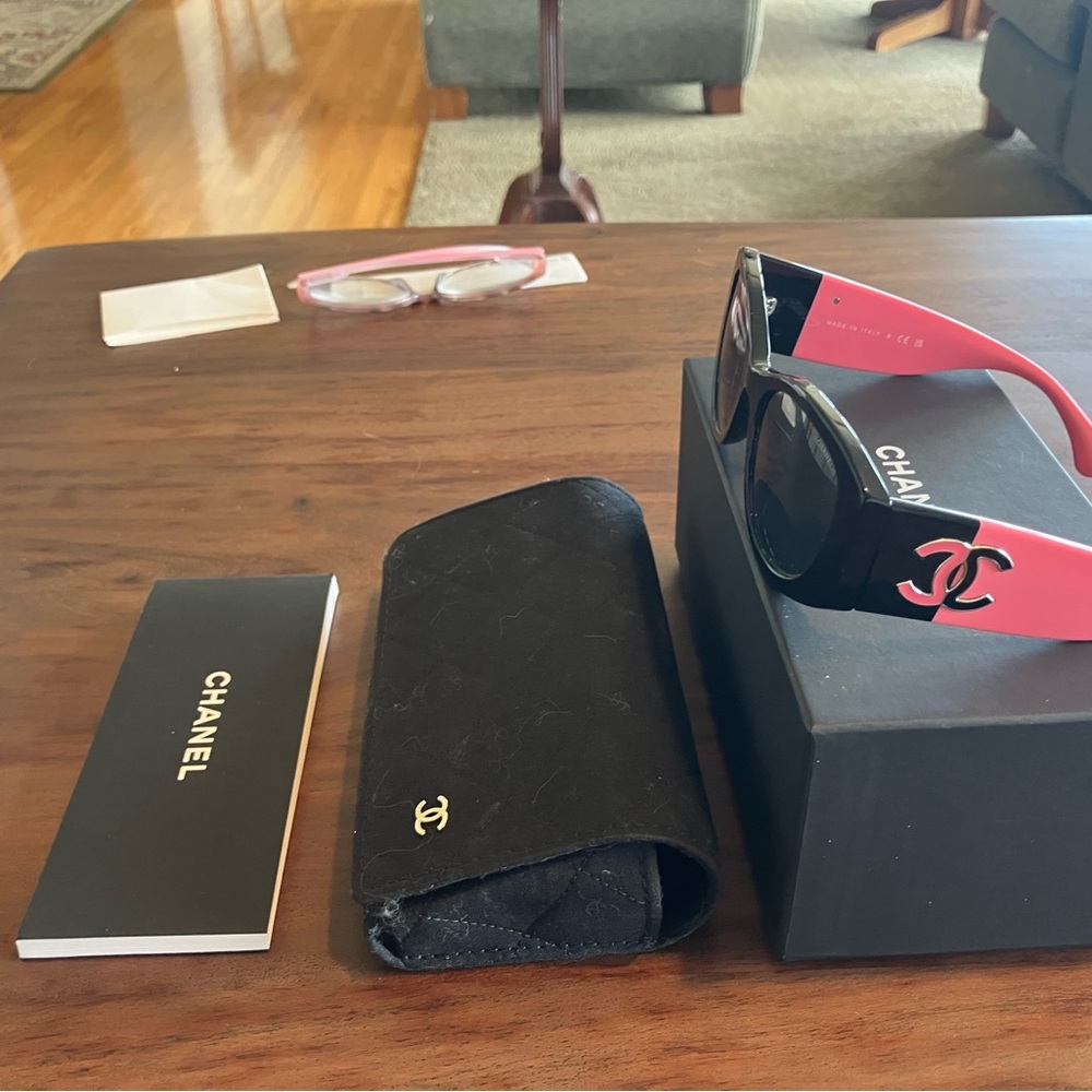 CHANEL Black Sunglasses with Pink comes with box, paperwork, and sunglass case ! - Picture 6 of 6